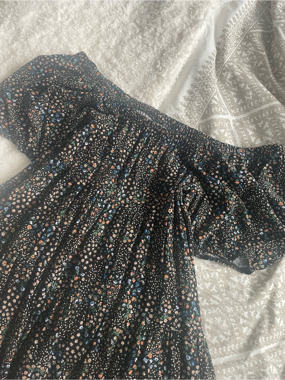 Wild Fable Black & Floral Smock Dress Size Medium - Picture 3 of 5
